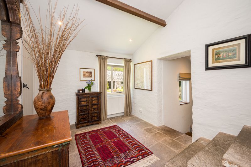 Entrance Hall- click for photo gallery